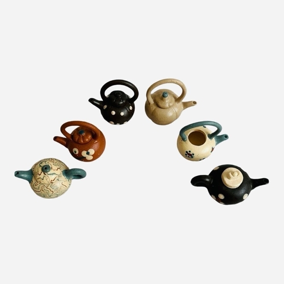 Unique Collection of 6 Vintage Chinese Yixing Ceramic Teapots Mini Teapots Set - Picture 4 of 4